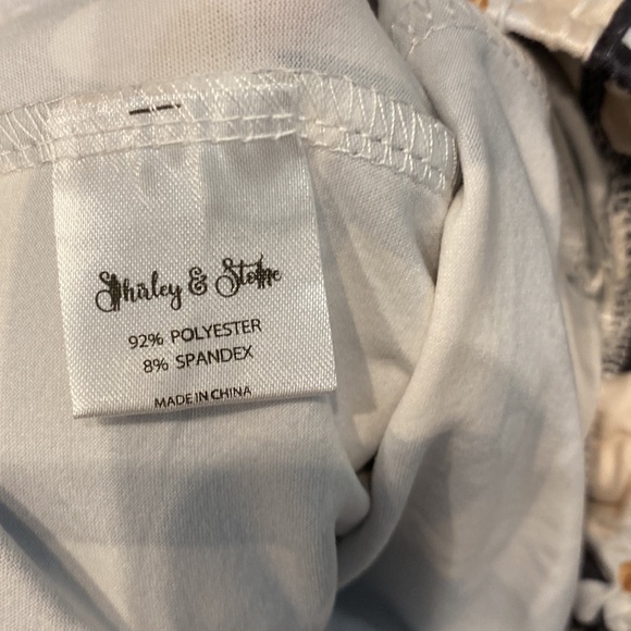 NWOT Shirley & Stone lounge butter soft shorts size medium - Picture 4 of 4